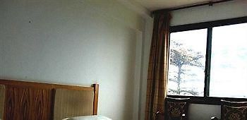 Mount Emei Jindingxiang Huaili Hotel Ъмейшан Екстериор снимка