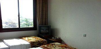 Mount Emei Jindingxiang Huaili Hotel Ъмейшан Екстериор снимка